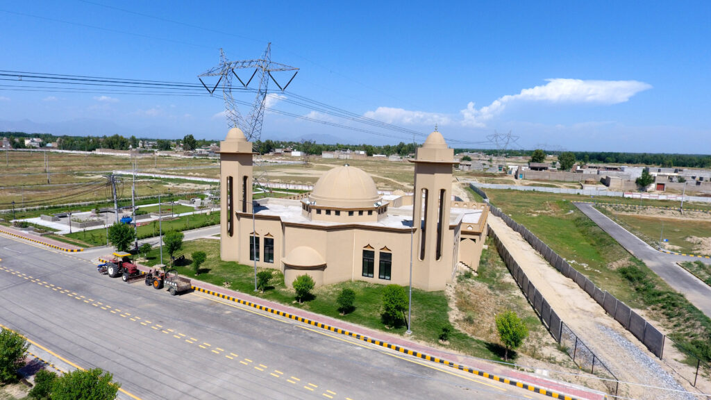 The mosque beside the main road